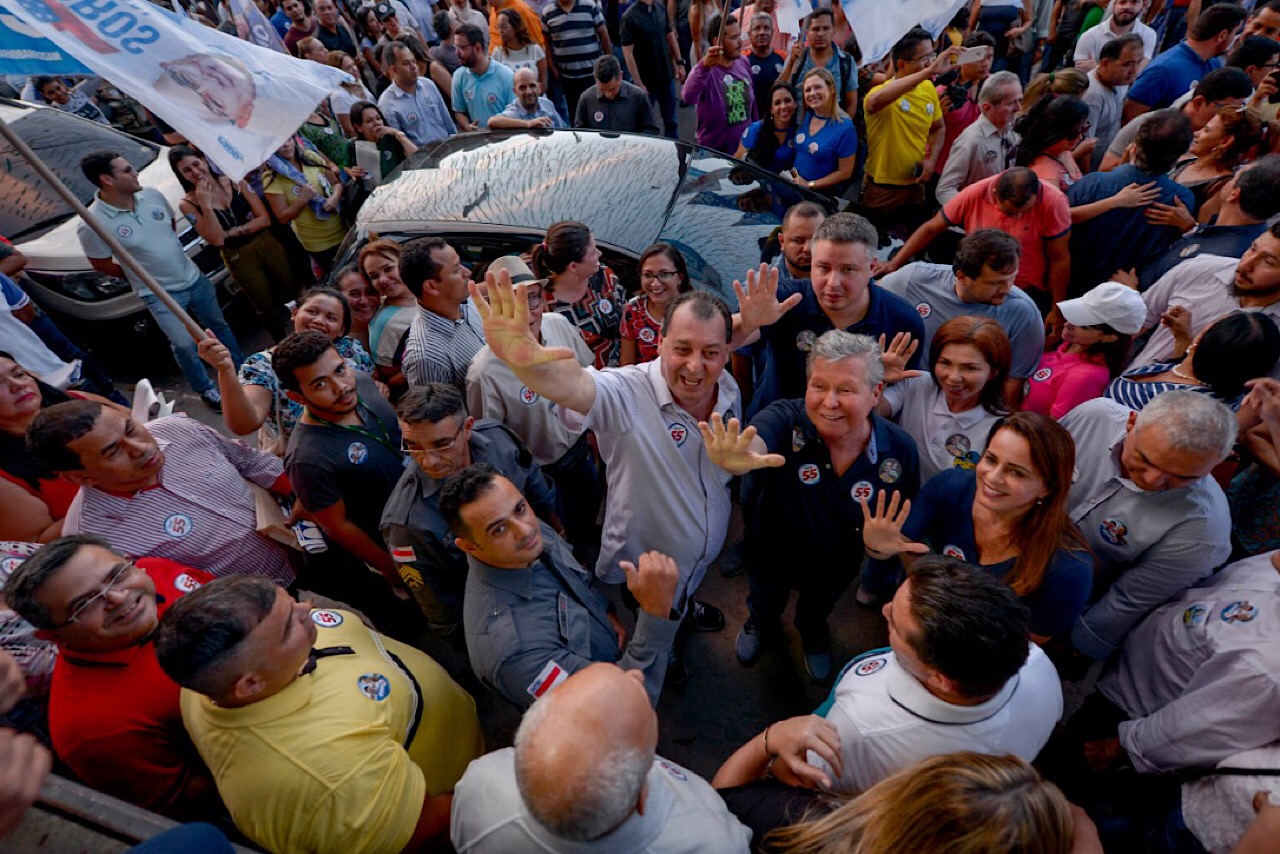 Omar e Bisneto investem em caminhadas nas zonas Norte e Leste