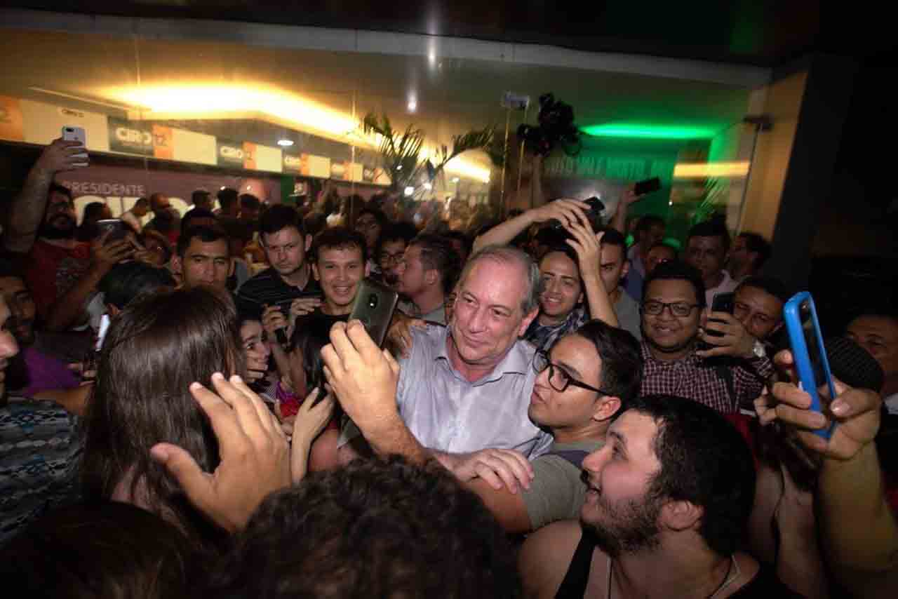 Em Manaus, Ciro promete BR-319 e diz que ZFM está garantida