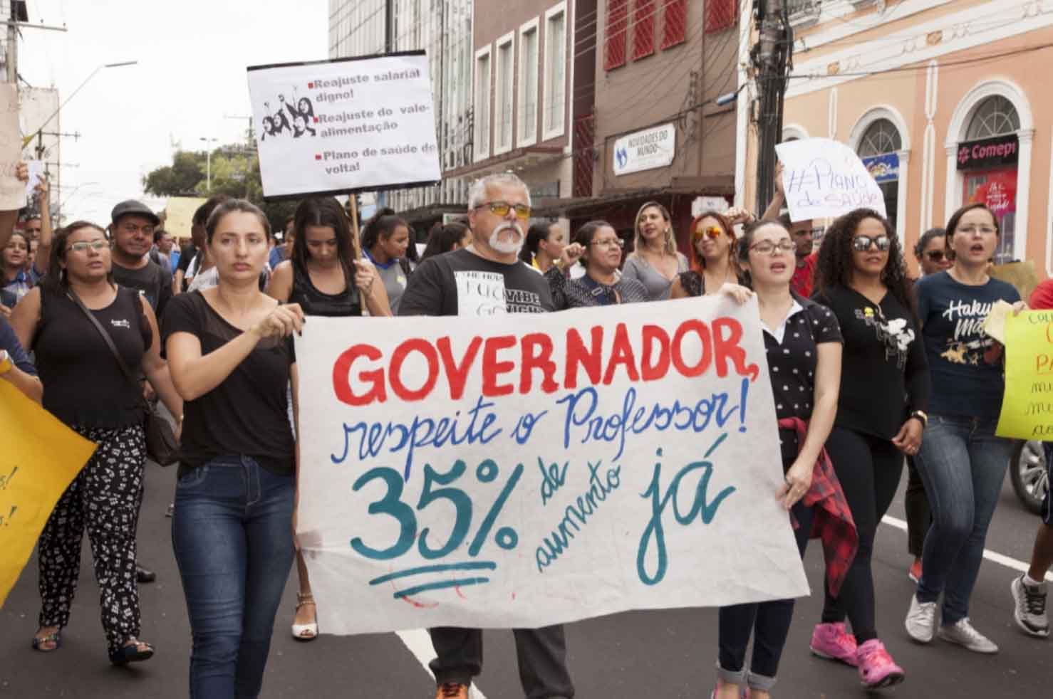 Consulta da Seduc ao TRE-AM para dar abono aos professores é “prática eleitoreira”, define Serafim