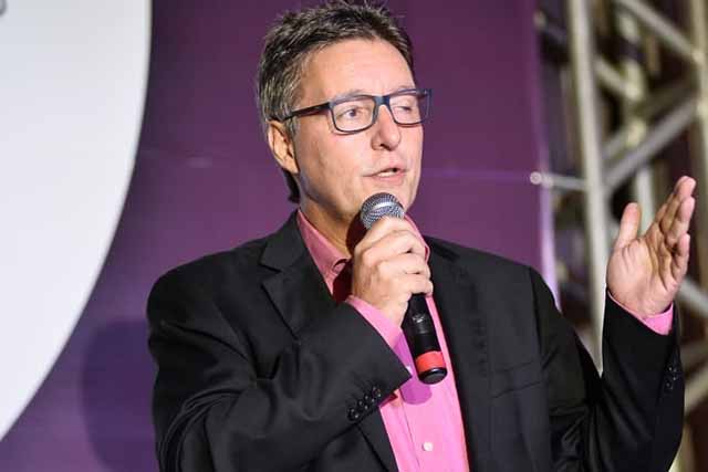 Luiz Castro passa por cateterismo após sofrer infarto