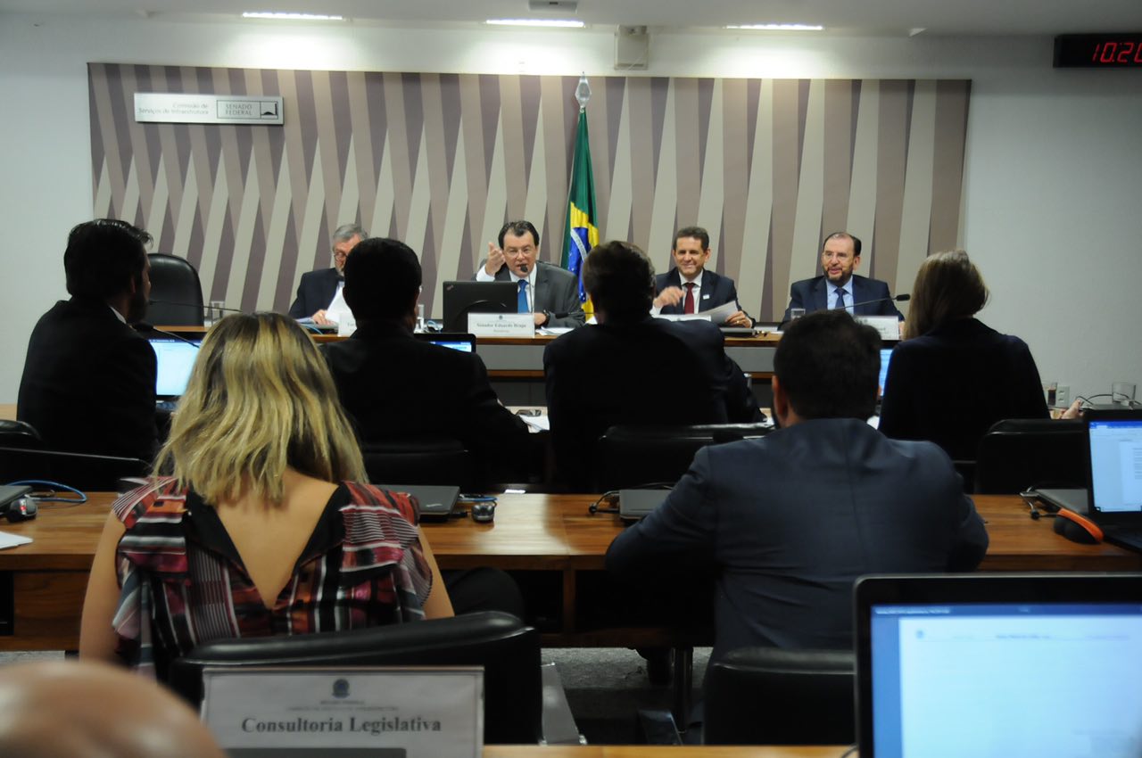 Braga vai cobrar na Justiça a falta de licenciamento da BR-319