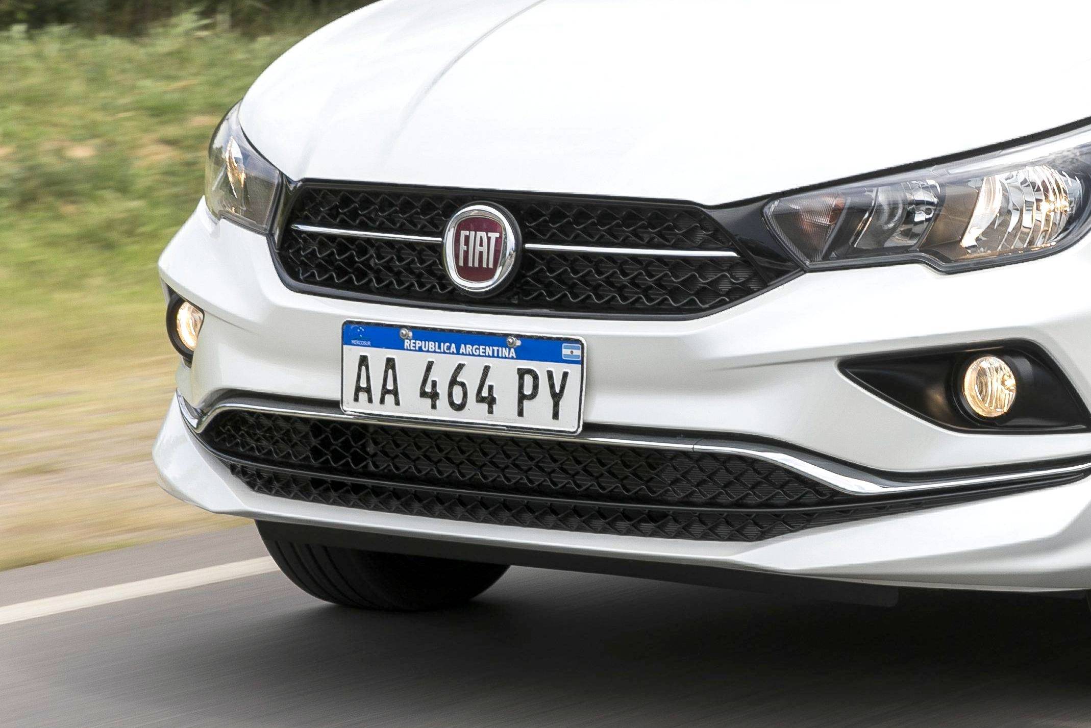 Novo padrão de placas começará a ser usado no Brasil