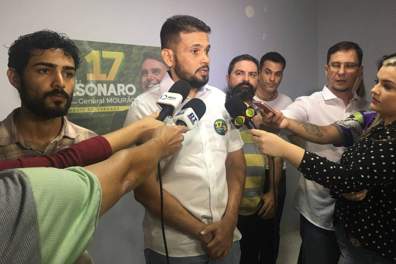 PSL diz que apoia os dois candidatos ao governo do Amazonas