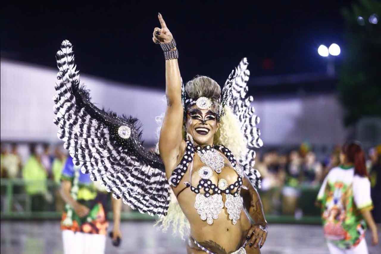 Rainha de bateria agredida conta detalhes de como tudo aconteceu