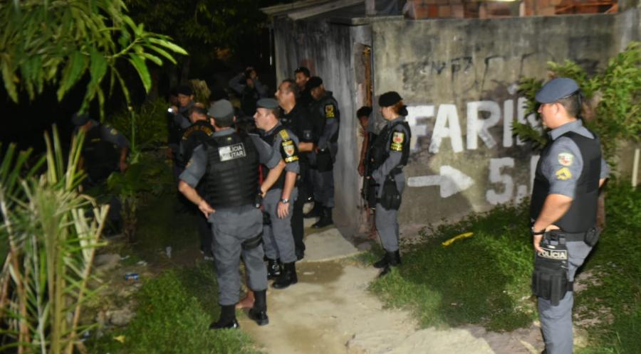 PM prende 11 pessoas em Manaus por suspeita de tráfico de drogas