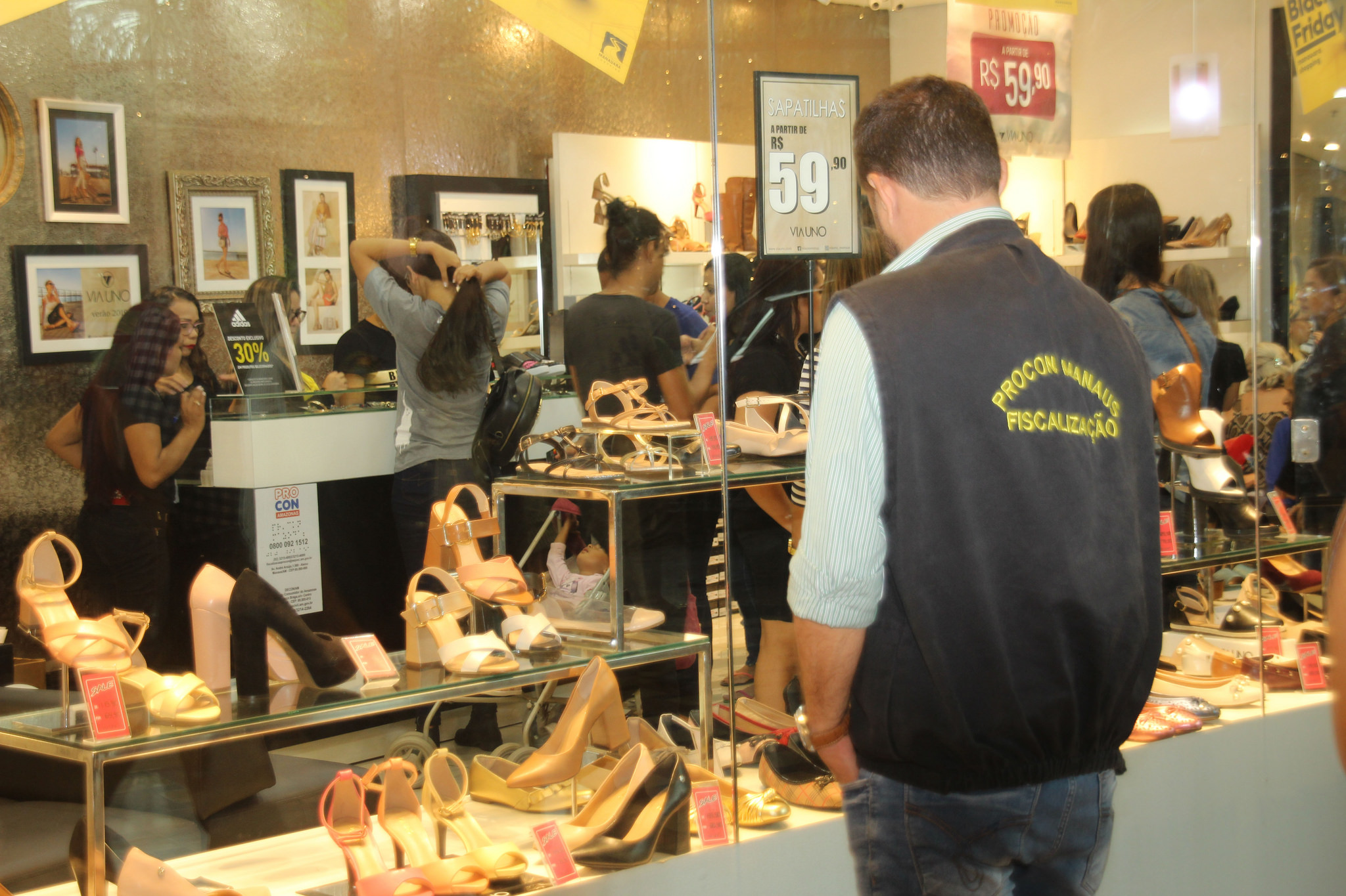 Procon Manaus participa de operação para combater fraudes na ‘Black Friday’