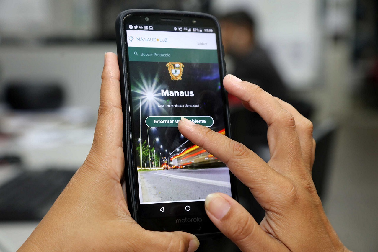 Aplicativo &#8220;Manaus+Luz&#8221; tem mais de 2 mil solicitações de serviços em 20 dias