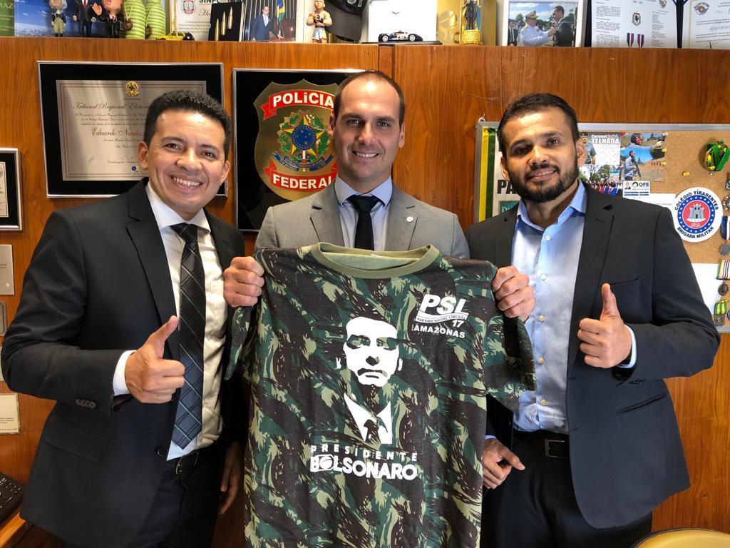 Deputado Péricles vai à Brasília e entrega pautas do Amazonas para equipe de Bolsonaro