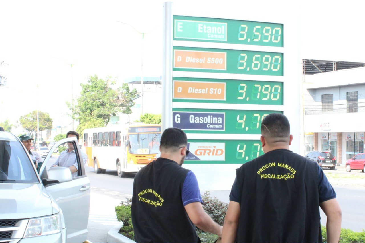 Preço da gasolina diminui em Manaus após fiscalizações do Procon