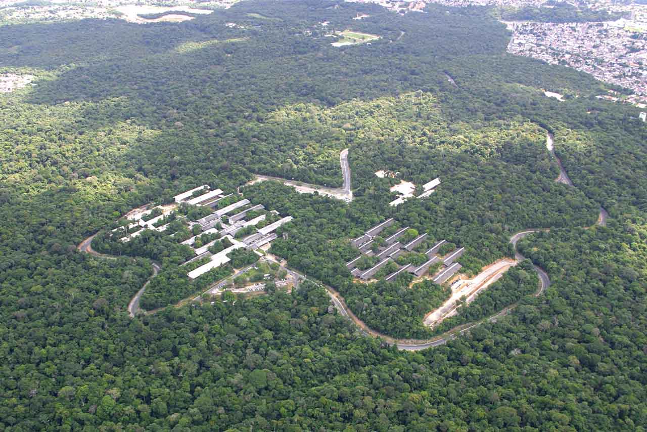 Apenas dois cursos da Ufam recebem cinco estrelas no &#8216;Guia do Estudante&#8217;