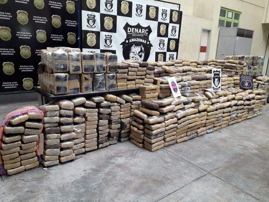 Droga avaliada em R$ 15 milhões é apreendida em porto de Manaus