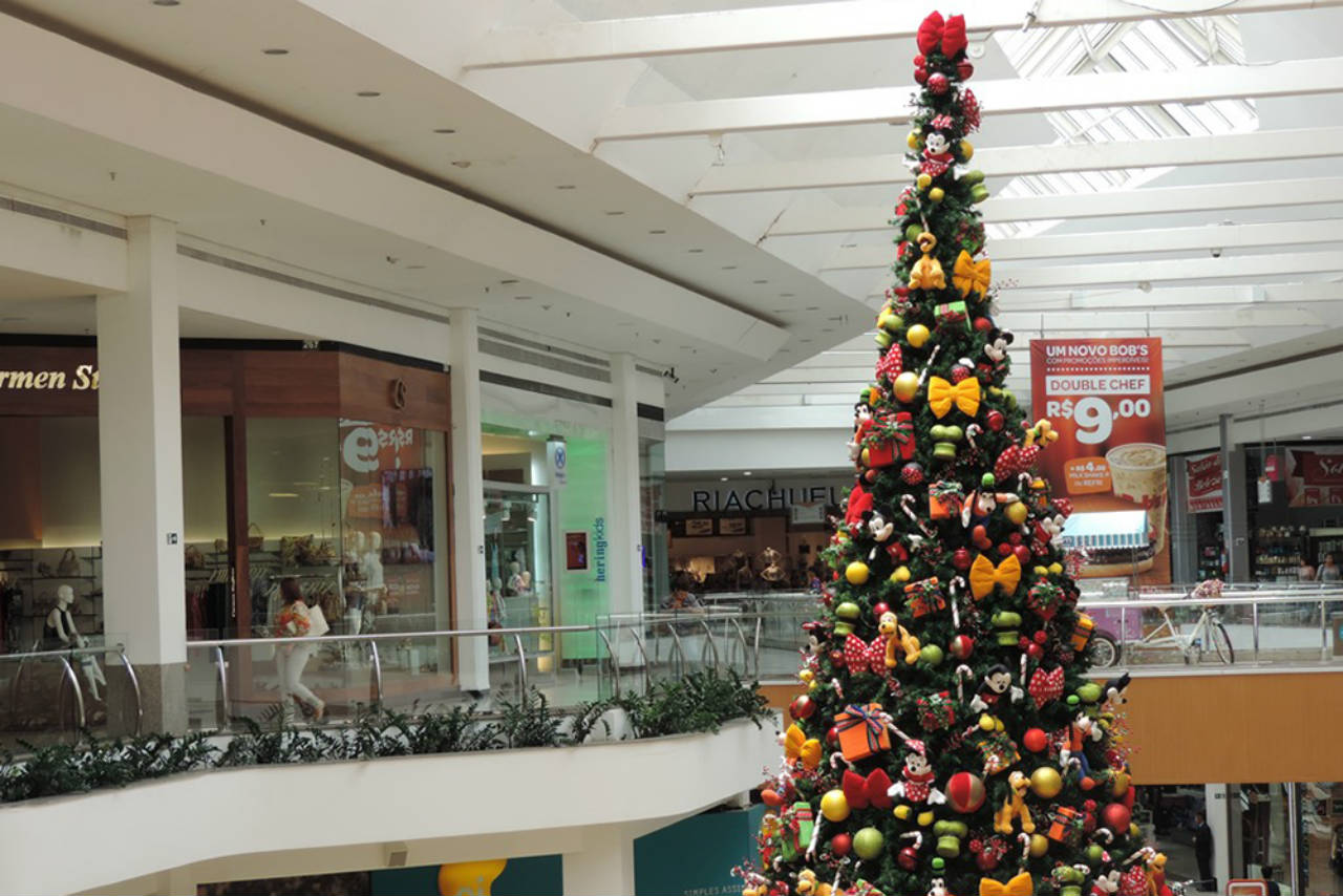 Shoppings de Manaus divulgam horários de funcionamento no Natal e Ano Novo