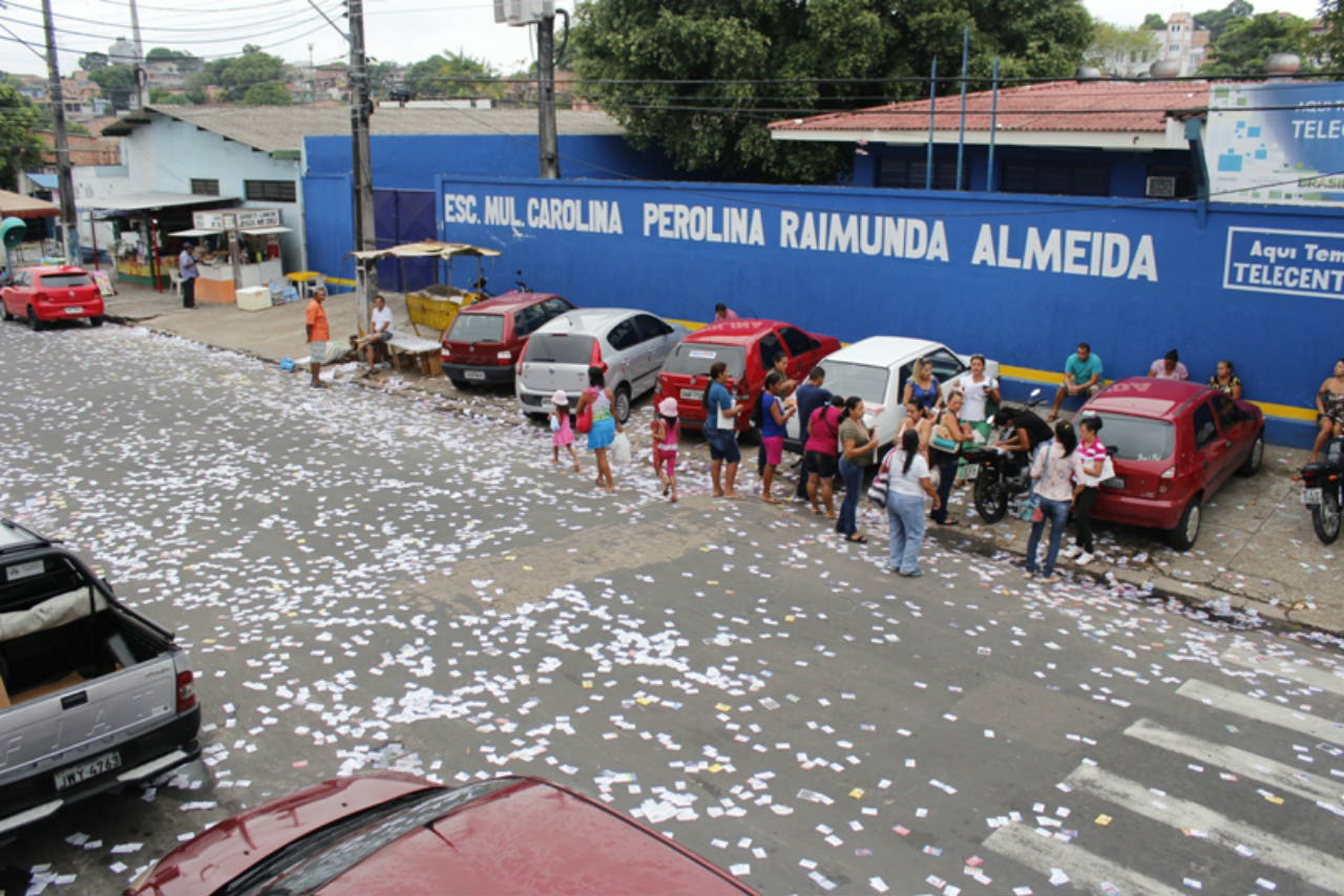 MP Eleitoral processa 92 candidatos do AM por derrame de santinhos