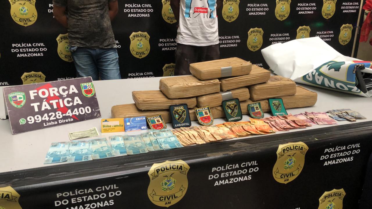 Polícia apreende 10kg de drogas em embarcação no porto de Manaus