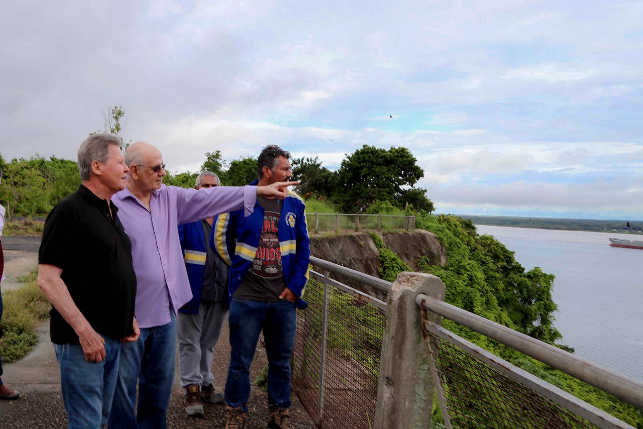 Arthur Virgílio anuncia ações de infraestrutura na Ponta das Lajes