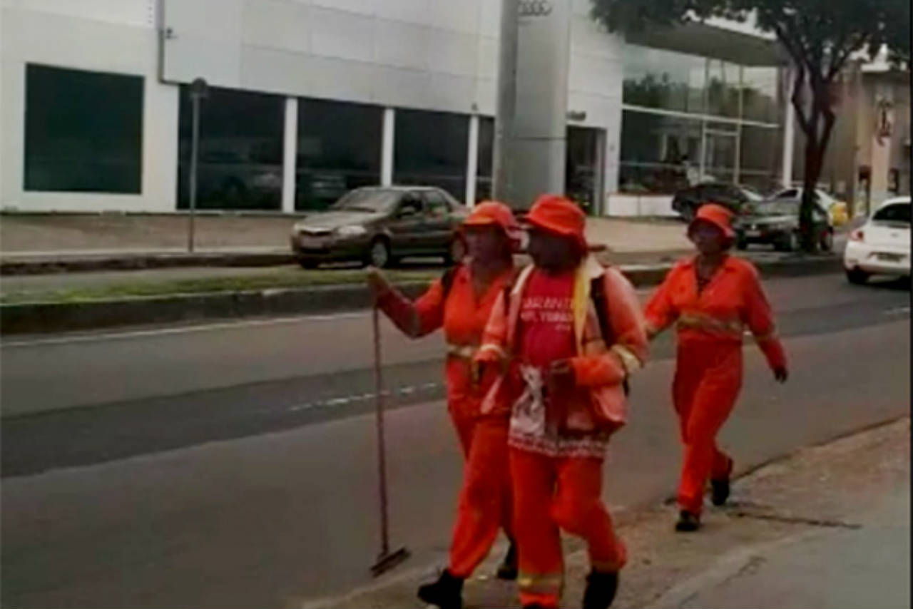 Prefeitura alerta sobre falsos garis em Manaus