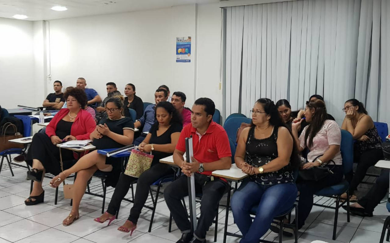 Isel seleciona para 600 bolsas de pós-graduação