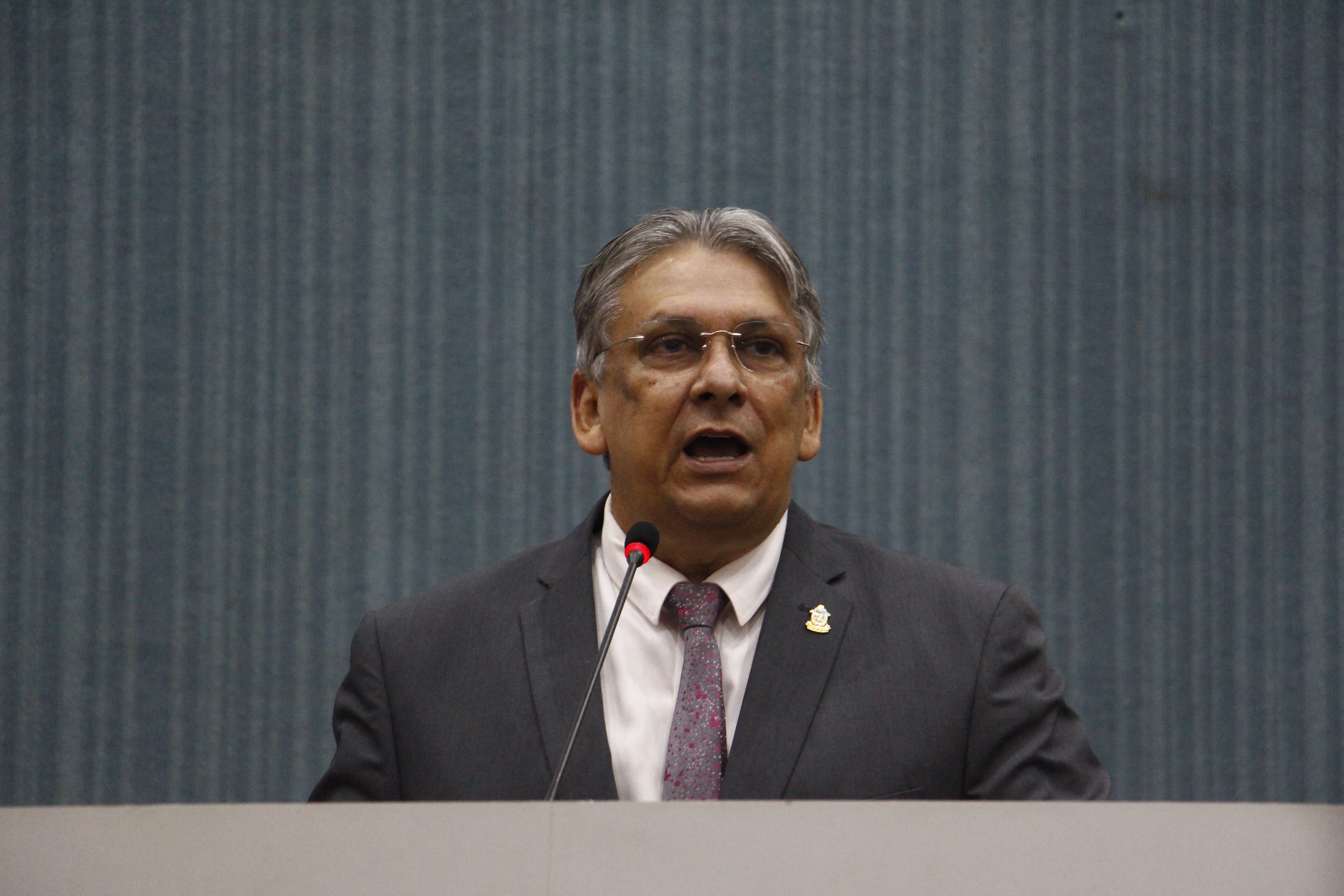 Fred Mota pede celeridade em PL que determina limpeza de áreas públicas após festas