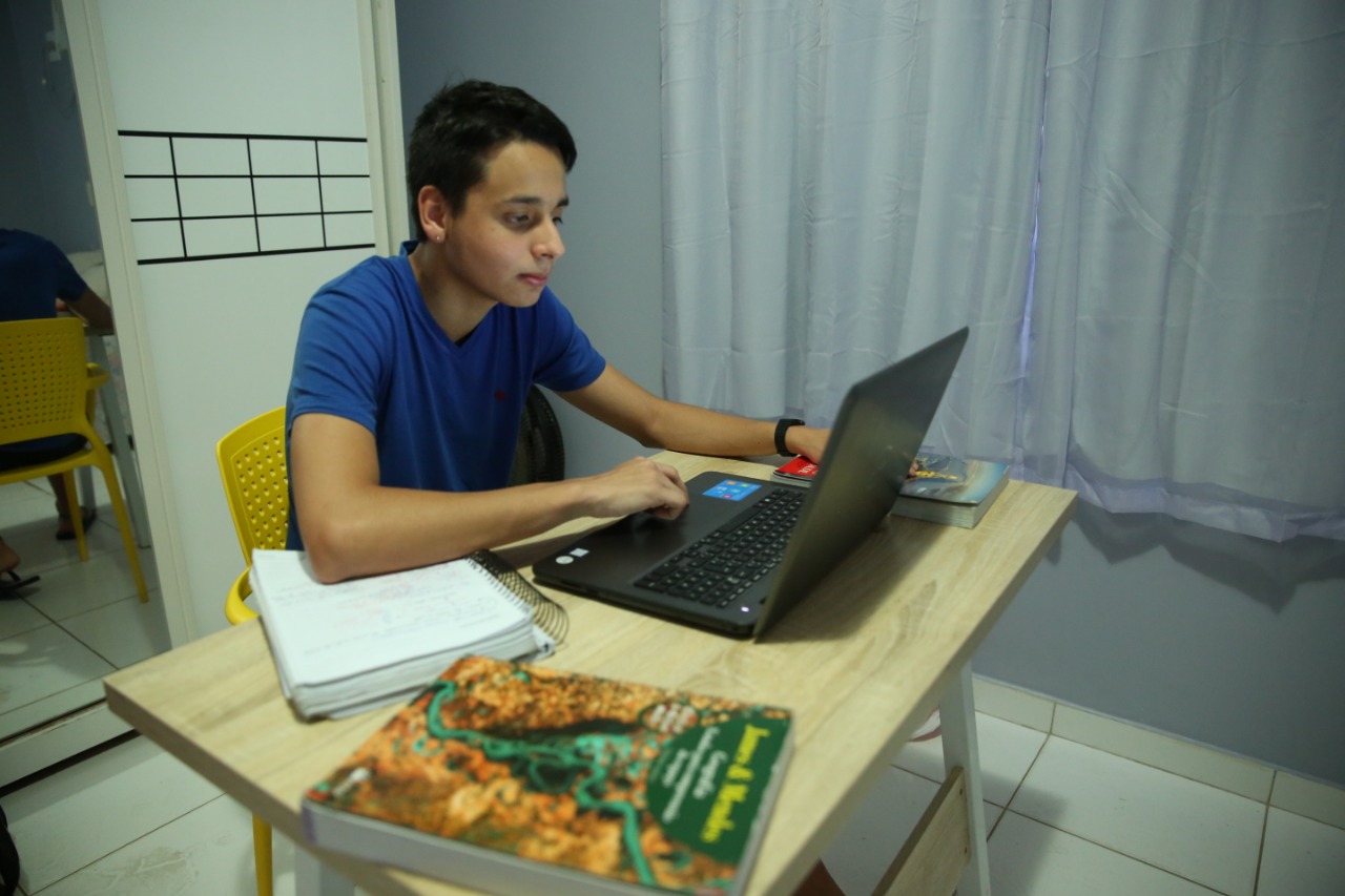 Mais de 200 alunos dos colégios da Polícia Militar são aprovados em universidades públicas 