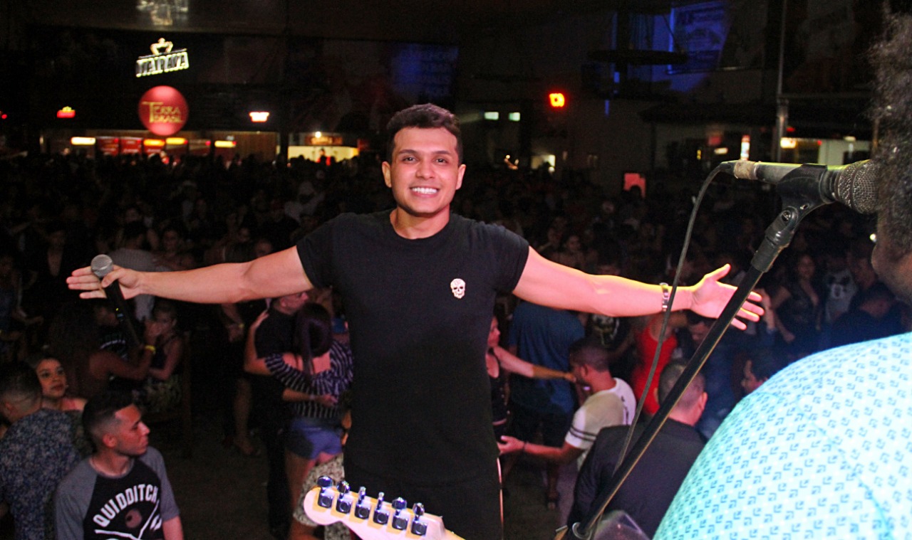 Conheça Luccas Moura, novo talento do sertanejo local