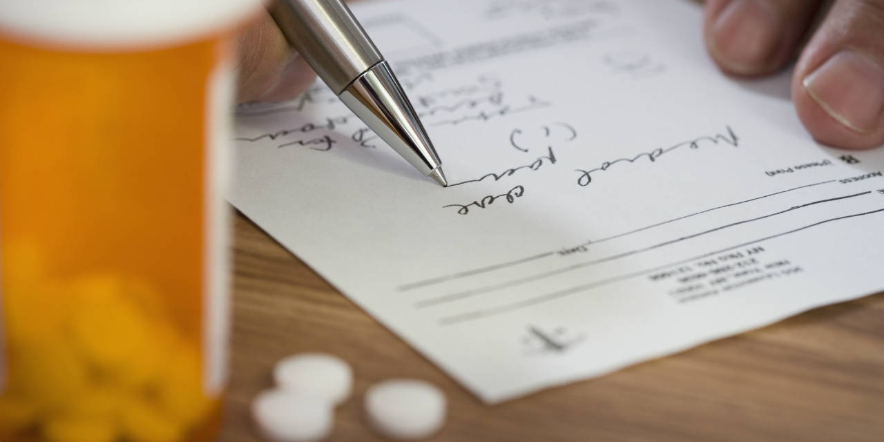 Entra em vigor lei que valida receitas médicas em todo o país