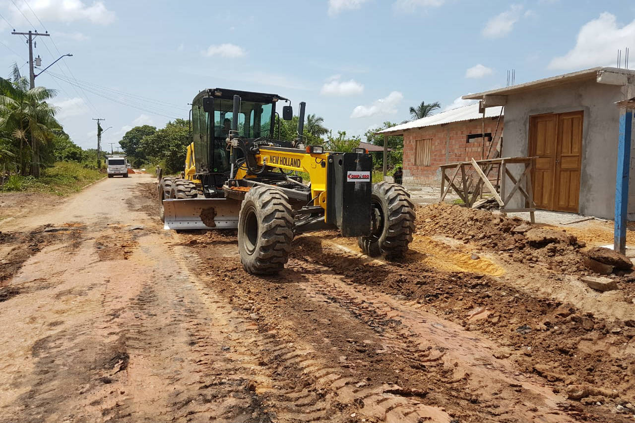 Governo do Amazonas retoma obras de pavimentação em Barcelos