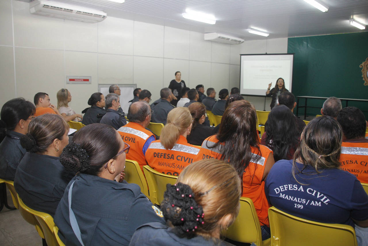 Capacitação de servidores orienta sobre como lidar com conflitos
