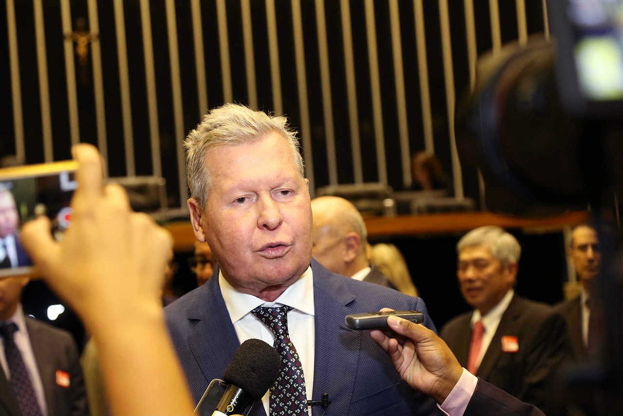 Arthur alerta para recursos que tramitam no STF e que afetam a Zona Franca de Manaus