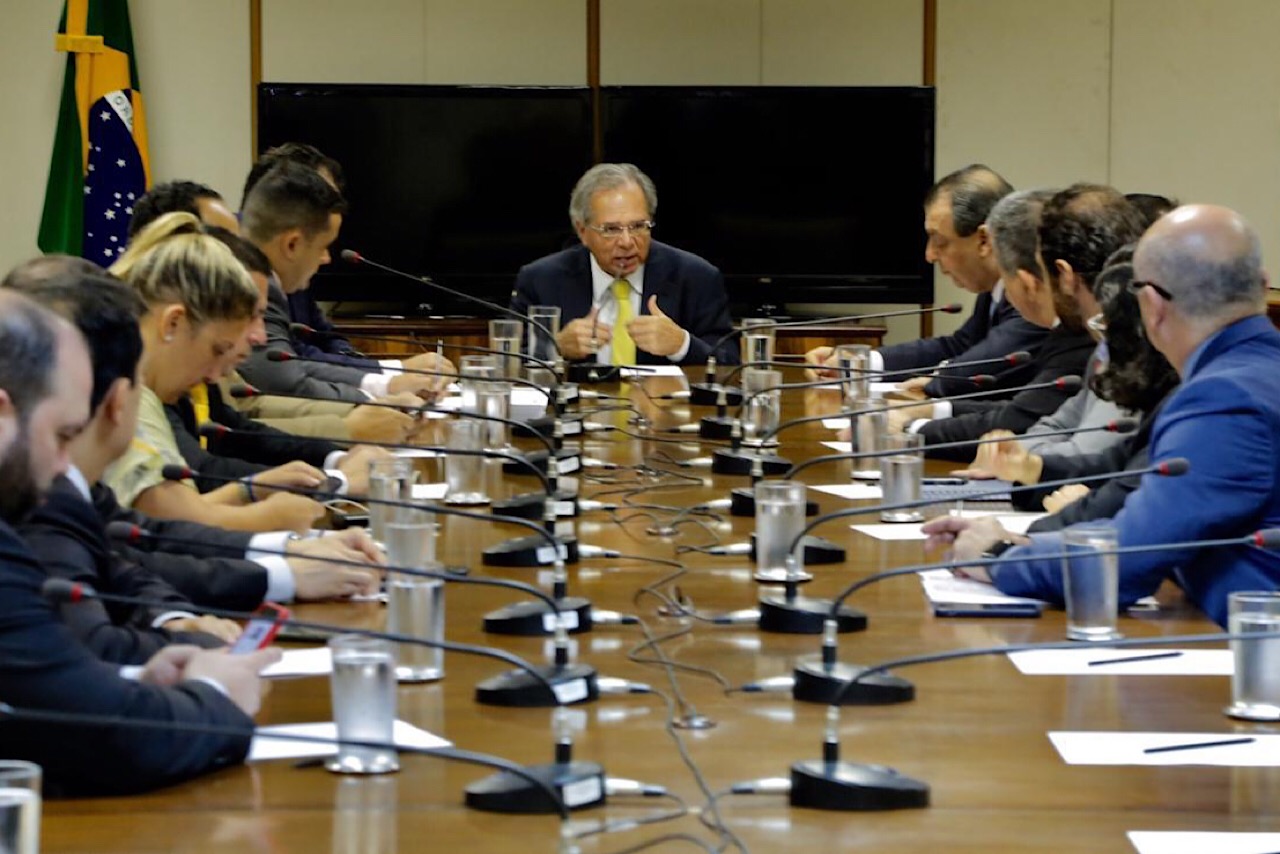Paulo Guedes ameniza tom sobre Zona Franca, mas planos ainda são incertos
