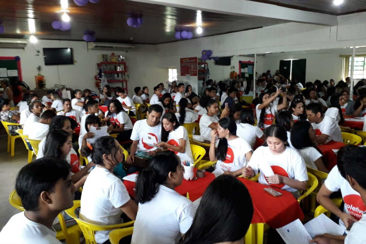 Jovens participam de formação no Instituto Coca-Cola em Manaus