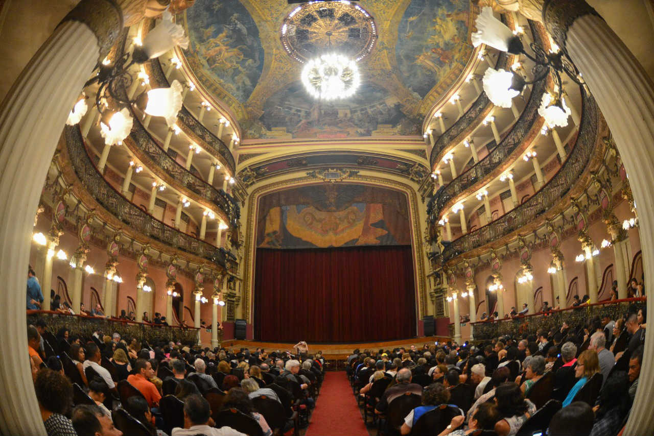 Teatro Amazonas é listado pela Vogue Paris entre as casas de ópera mais bonitas do mundo