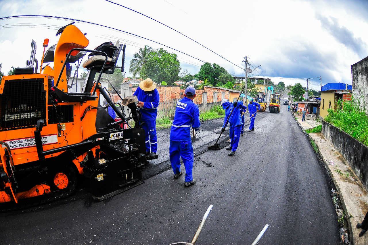 Moradores do Santa Etelvina recebem ações de recapeamento do ‘Requalifica’