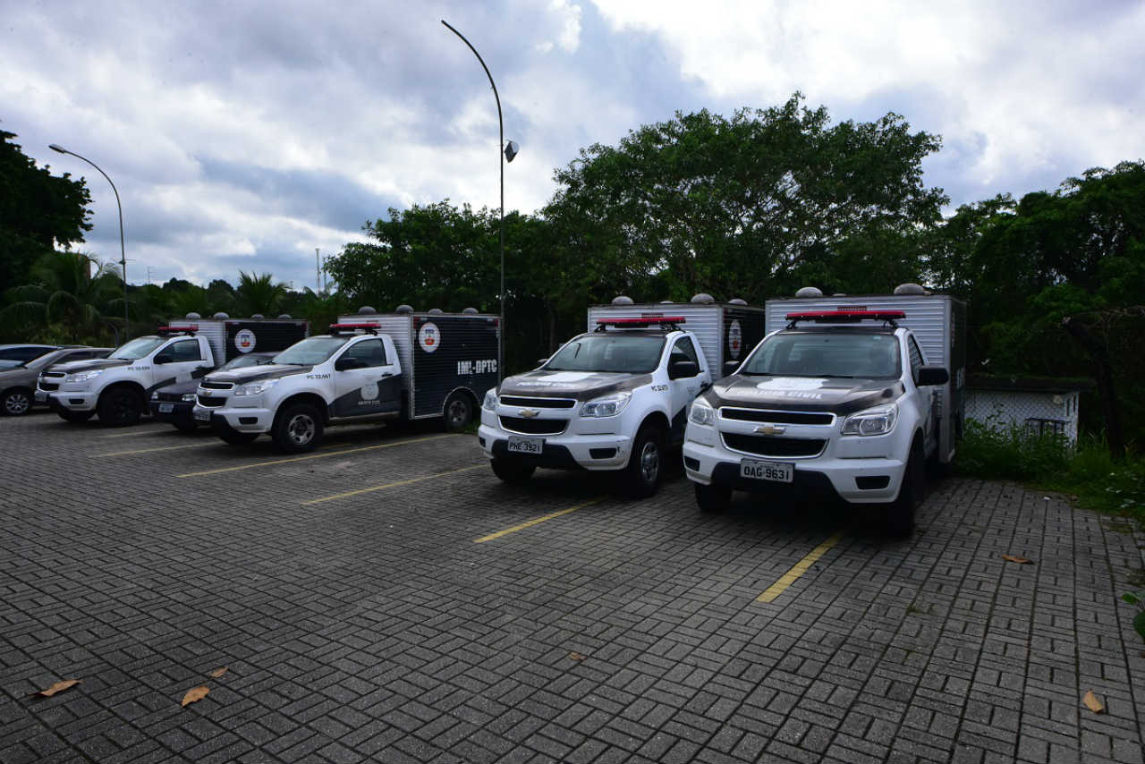 IML liberou 53 corpos em tempo recorde