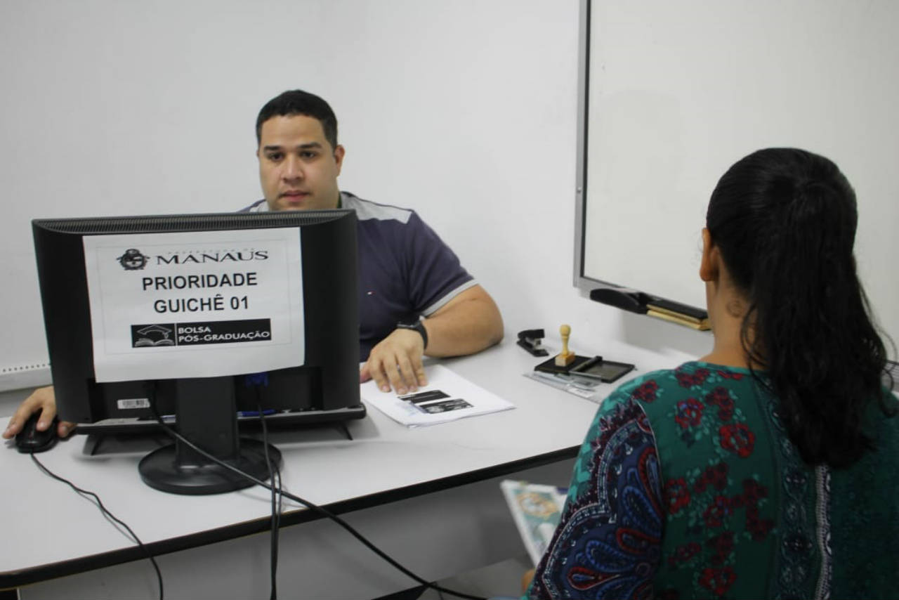 Inscrições para 14,9 mil vagas do Bolsa Idiomas são prorrogadas