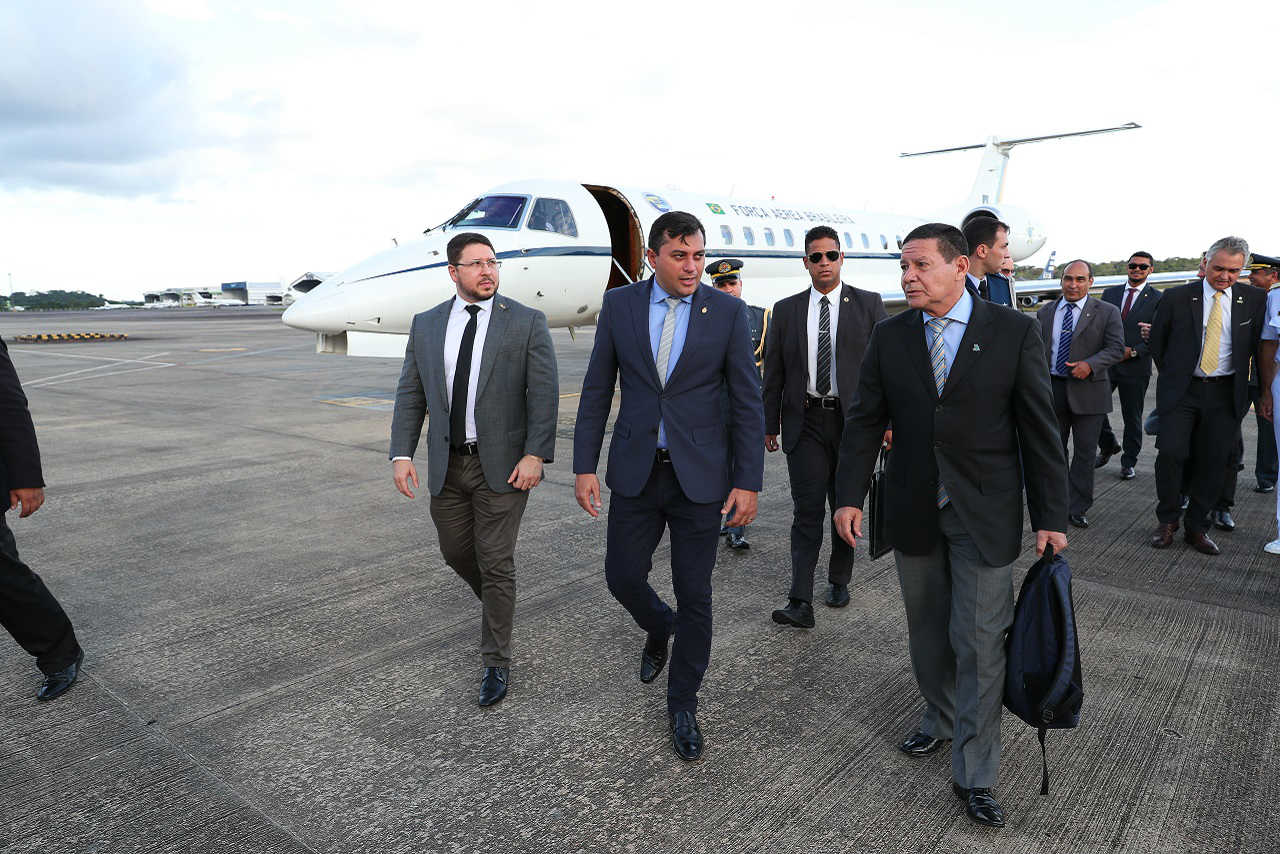 Wilson Lima e Mourão discutem temas de interesse do Amazonas