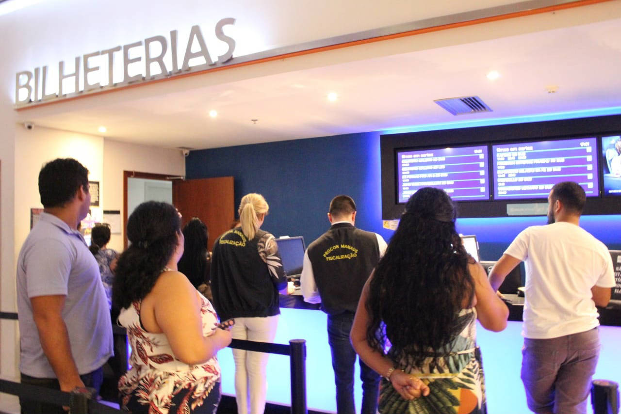 Cinemas de manaus são notificados por cobrar taxa de internet