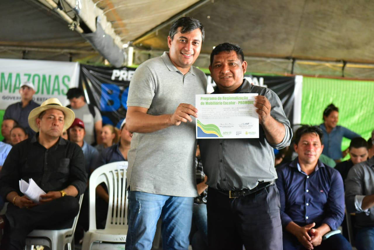 Wilson anuncia investimento de R$ 1 milhão em fomento para Boa Vista do Ramos