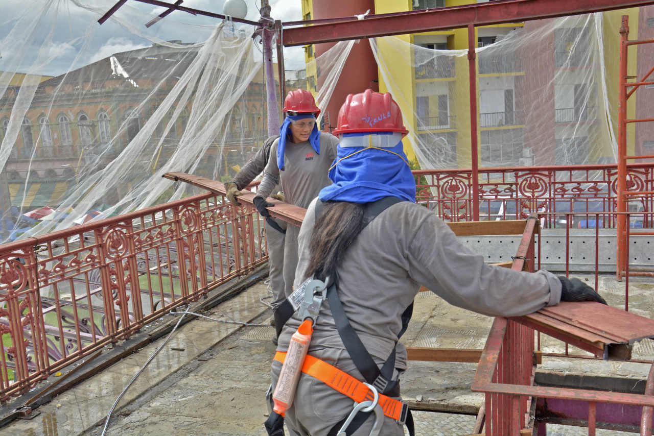 Obras avançam no Pavilhão Universal e na Biblioteca Municipal