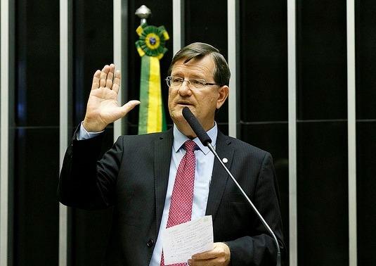 Zé Ricardo diz que Paulo Guedes inventa dívida de R$ 30 bilhões para prejudicar a ZFM