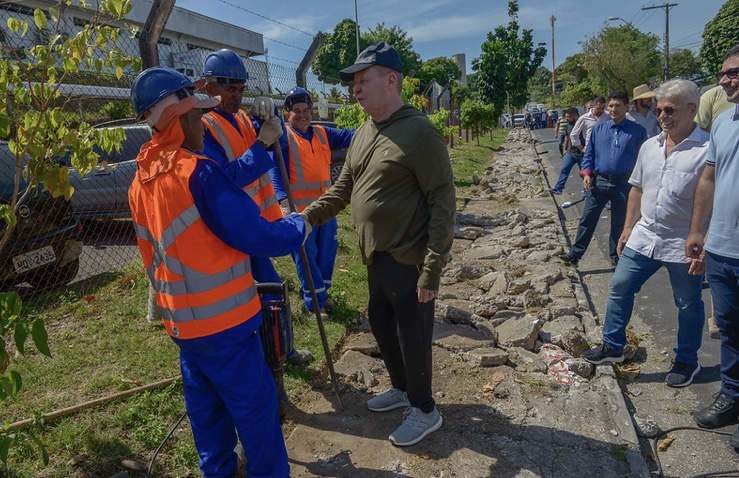 Obras do Distrito Industrial ganham rapidez com a chegada do verão