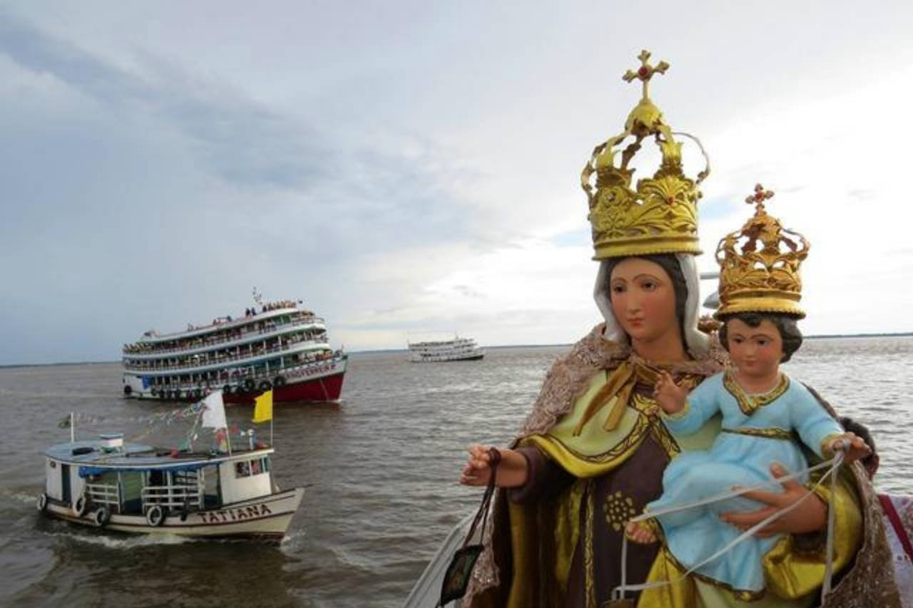 Parintins festeja Nossa Senhora do Carmo