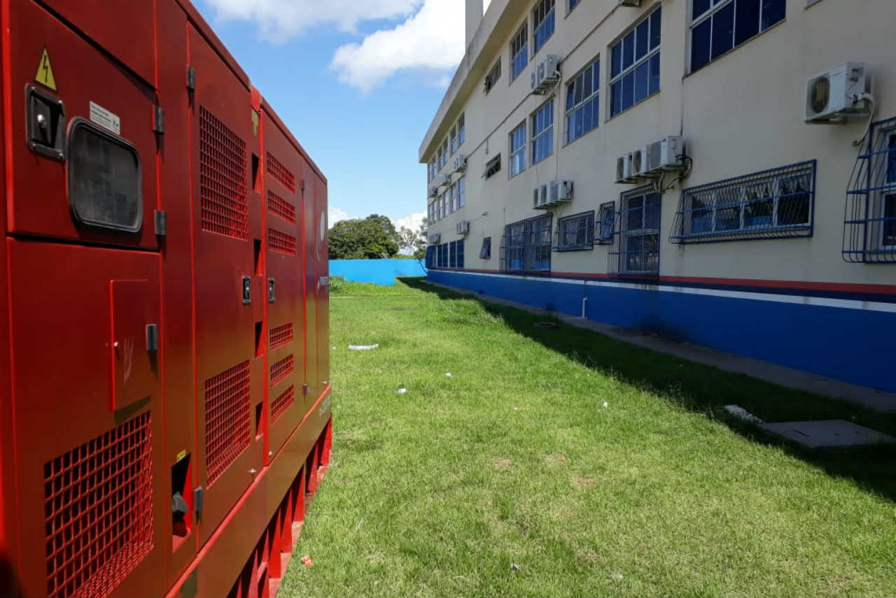 Escolas de Iranduba e Manacapuru recebem geradores de energia do Governo