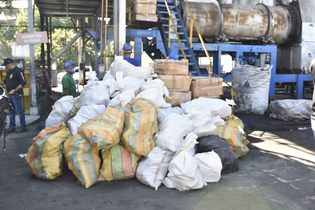 SSP-AM incinera quase R$ 20 milhões em drogas