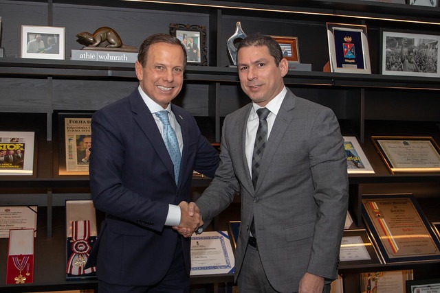 Marcelo Ramos se aproxima de Dória para previnir dificuldades na Reforma Tributária