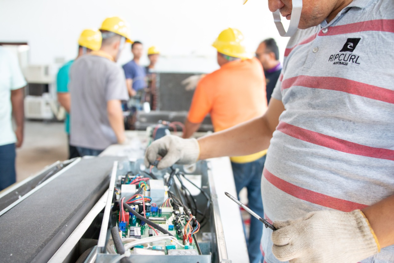 Apenados do semiaberto já contribuíram para recuperação de mais de 200 equipamentos para o Estado