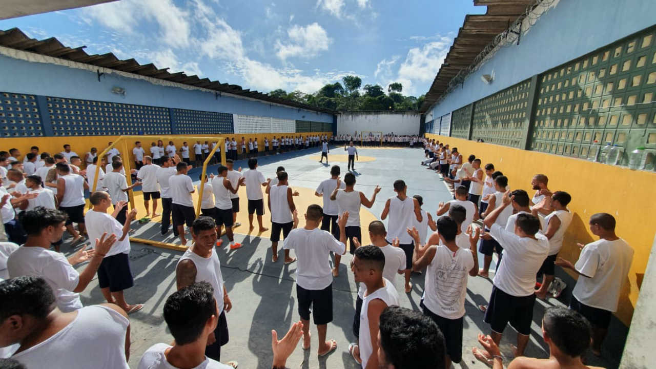 Quatro presídios são reabertos para visitas no Amazonas