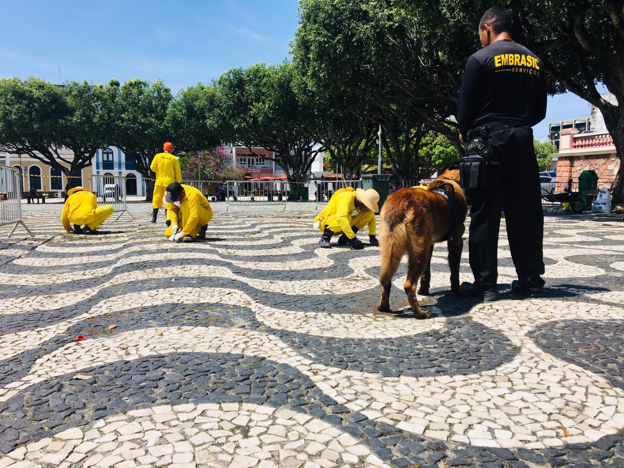 Reforma do Largo de São Sebastião é feita por internos