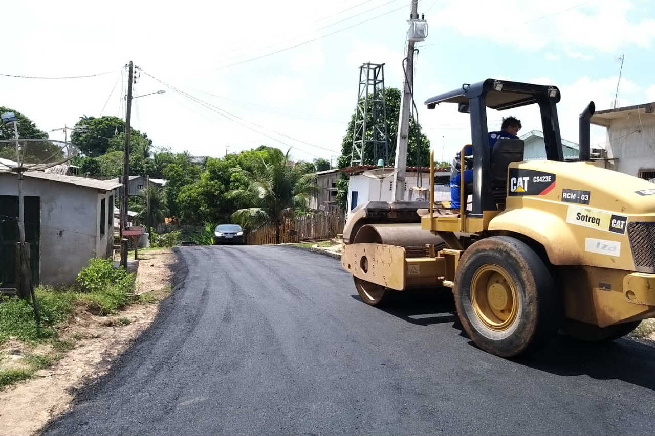 Manaquiri inicia obra de recapeamento de vias da cidade