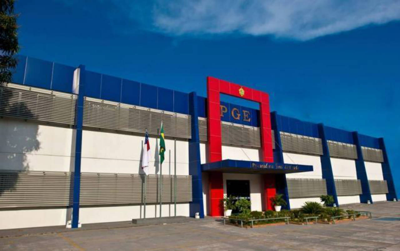 PGE-AM lança novo processo seletivo para estagiários de Direito
