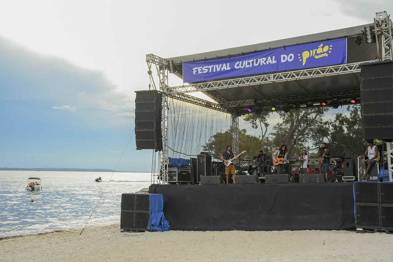 Festival Pirão acontece neste sábado na praia da Lua